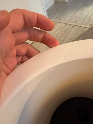 Maceta alta blanca autorriego