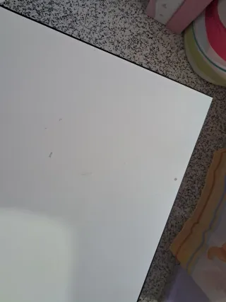 Mesa auxiliar reversible