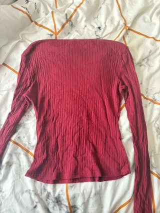 Camiseta de manga larga roja