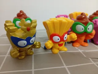 Super Things Enormes