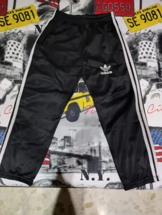 Chándal Adidas Negro y Blanco talla de niño