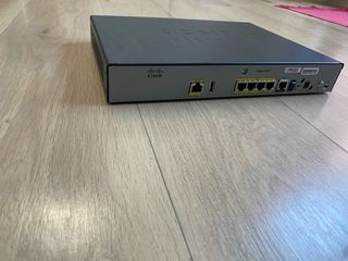 Router Cisco 800 Series