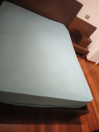 Cabecero, estructura cama y mesillas madera