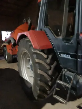 TRACTOR CASE IH 1056