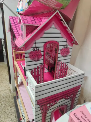 Casa de muñecas grande