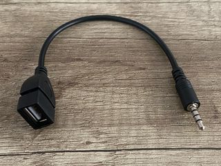 Adaptador Jack 3.5mm a USB Hembra