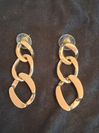 Pendientes mujer dorados y plateados