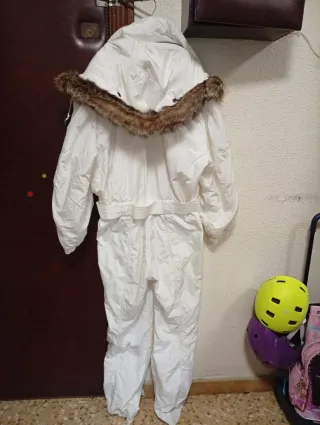 Mono de nieve blanco mujer. Talla 42.