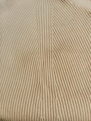 Jersey rosa cuello alto