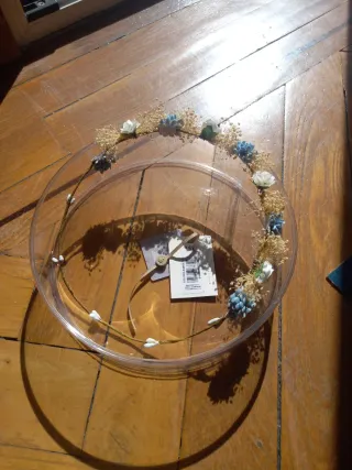 Corona de comunión Coconut flores azules y blancas