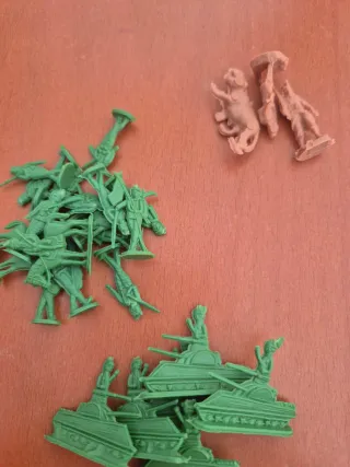 Lote Montaplex Soldados y Aviones Años 70/80