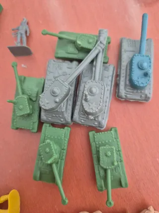 Lote Montaplex Soldados y Aviones Años 70/80