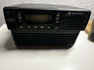 Emisora Motorola AD MT 3100/DM+Fuente alimentación