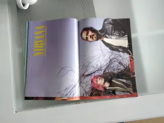 Revista Nirvana y kerrang