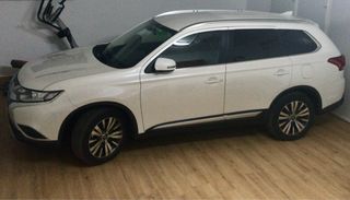 Mitsubishi Outlander 2019 • 76.000 km • Automático