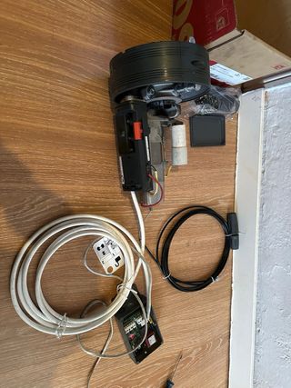 Motor persiana enrollable con mando