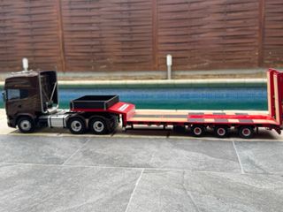 Camión lesu  RC 1/14  scania con Remolque