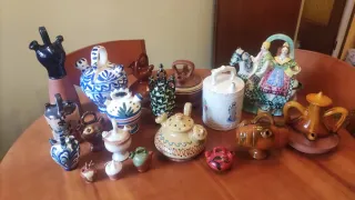 Lote de 19 cántaros decorativos