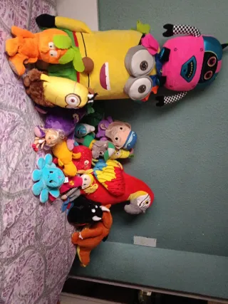 Lote Peluches Dibujos Animados