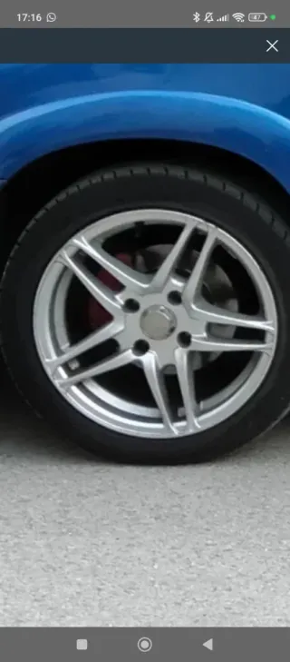 Llantas de aleación plateadas