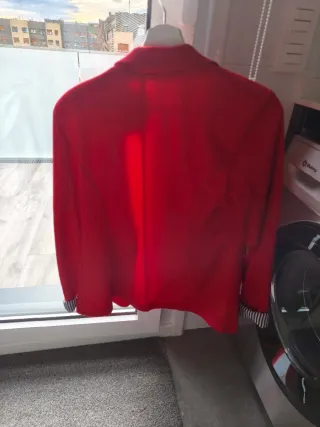 Chaqueta roja forrada talla L