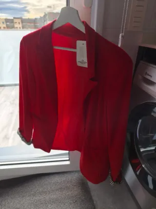 Chaqueta roja forrada talla L