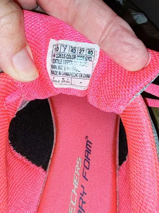 Zapatillas Skechers Grises y Rosas