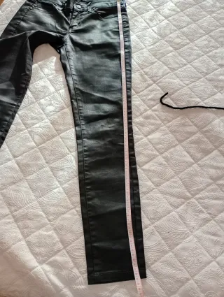 Pantalón negro Mango mujer