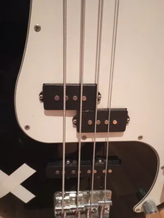 Bajo Eléctrico Academy