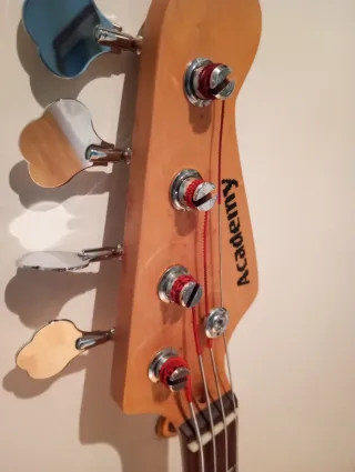 Bajo Eléctrico Academy