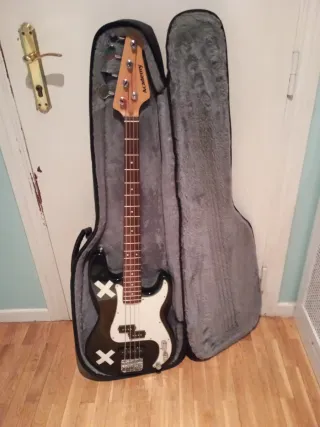 Bajo Eléctrico Academy