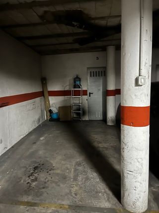 Garaje en barrio alto
