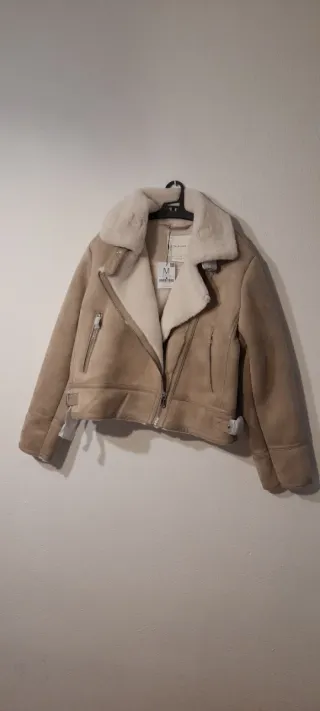 Chaqueta Stradivarius Beige Talla M