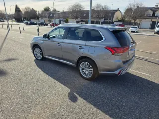 Mitsubishi Outlander 2019, eiqueta 0