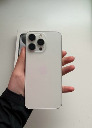 iPhone 15 Pro Max 256GB Blanco