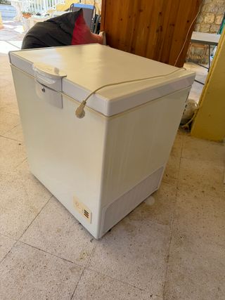 Arcón Congelador Saivod 185L