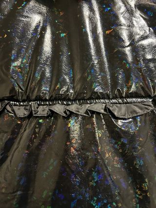 Chaqueta negra brillante efecto holográfico T. L