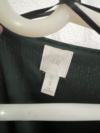 Top lentejuelas verde H&M