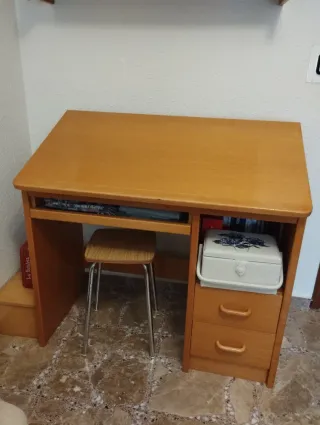 Dormitorio juvenil de madera de haya