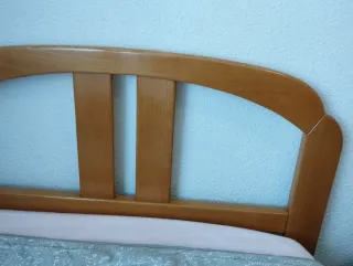 Dormitorio juvenil de madera de haya