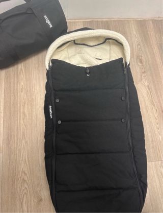 Saco Babyzen Yoyo Negro Forro Polar