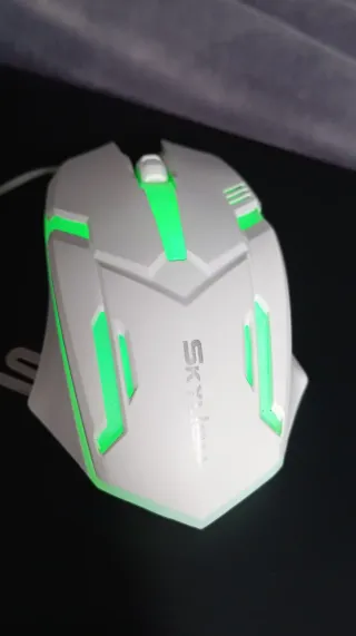 Ratón USB Ergonómico.