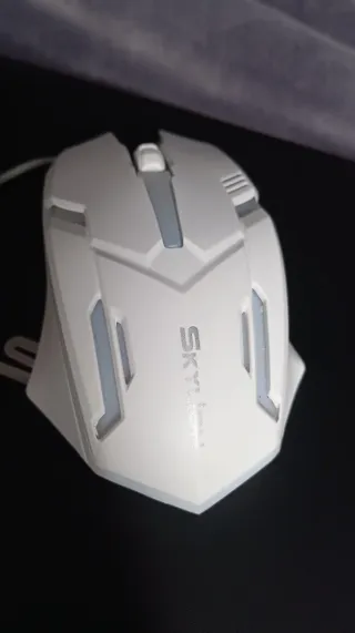 Ratón USB Ergonómico.
