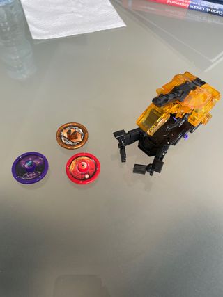 Jugete de transformaciones con chapa