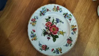 Sopeira de Porcelana Decorativa Floral