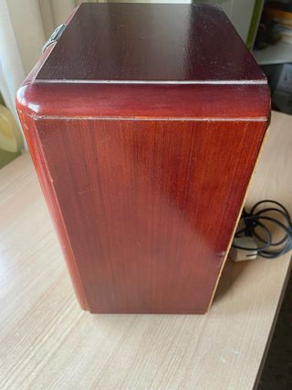 Radio Antigua de madera