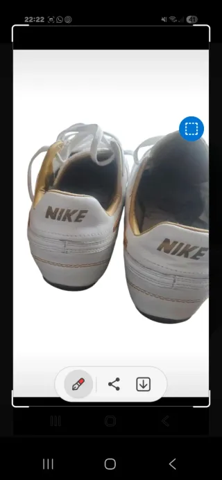 Zapatillas Nike Talla 40 Blancas y Doradas