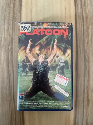 Platoon VHS Película Bélica Drama, primera edicion