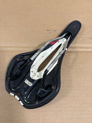 Prologo Titanio Sillin 135mm