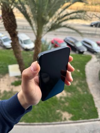 iPhone 13 - 90% Batería